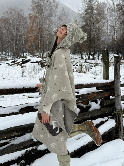 QUORRA S CHORD Heathered Gray Green Hand Knit Pom Pom Women&