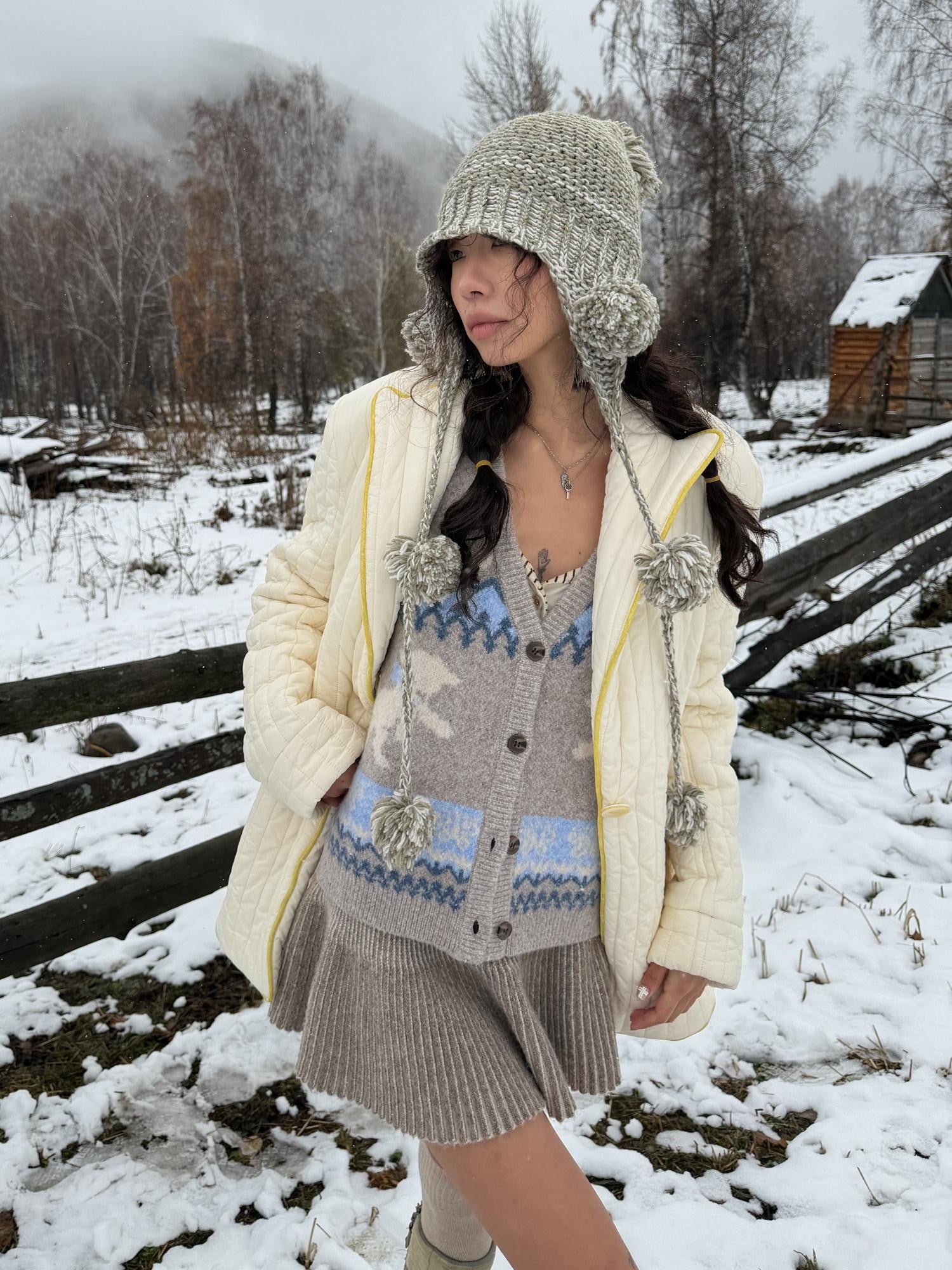QUORRA S CHORD Heathered Gray Green Hand Knit Pom Pom Women&