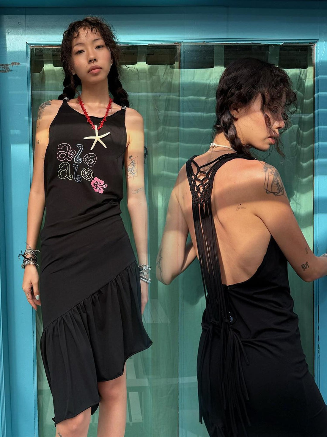 QUORRA S CHORD Hibiscus Print Backless Asymmetrical Pleated Women&