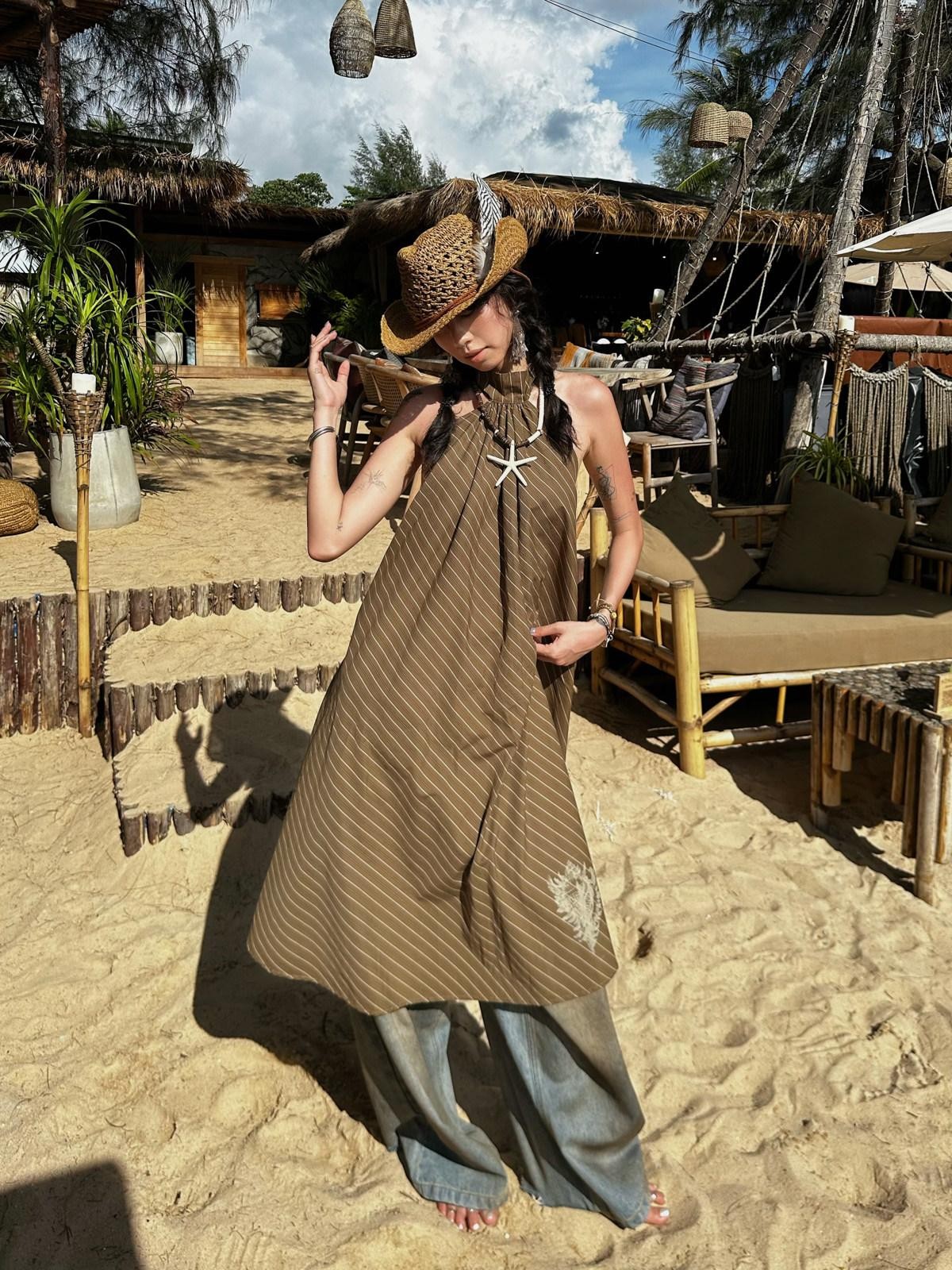 QUORRA S CHORD Loose Distressed Ripped Floor Length Stirrup Women&