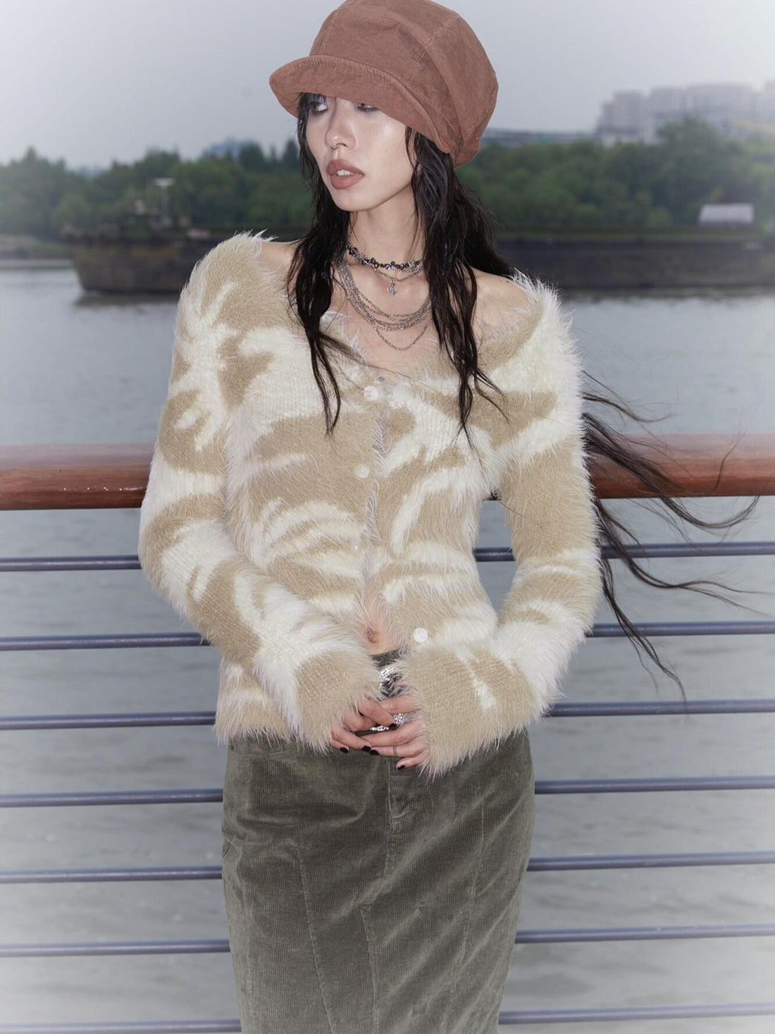 QUORRA S CHORD Mermaid Beach Knitted V-neck Long Soft Women&