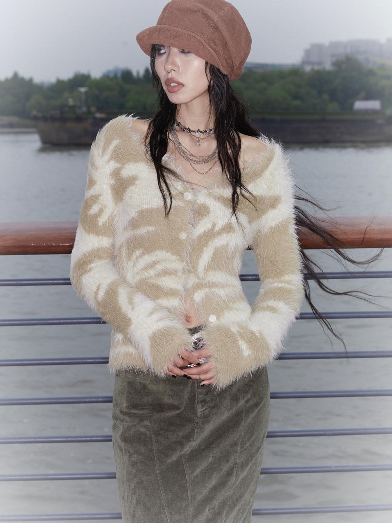 QUORRA S CHORD Mermaid Beach Knitted V-neck Long Soft Women&