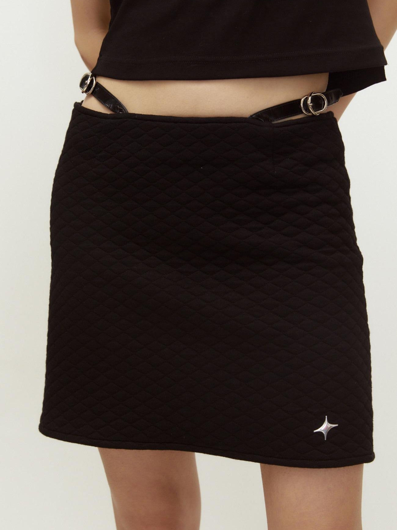 QUORRA S CHORD Metallic Foil Quilted Stitch Belt Buckle Low Rise Women&