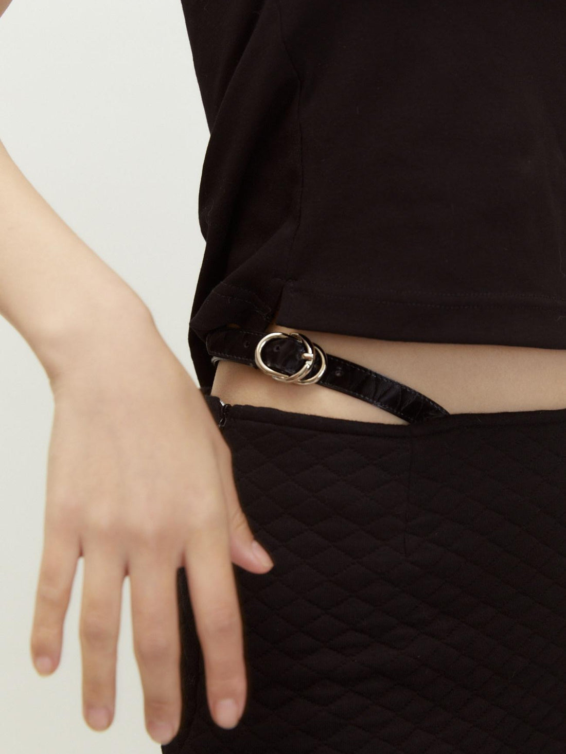 QUORRA S CHORD Metallic Foil Quilted Stitch Belt Buckle Low Rise Women&