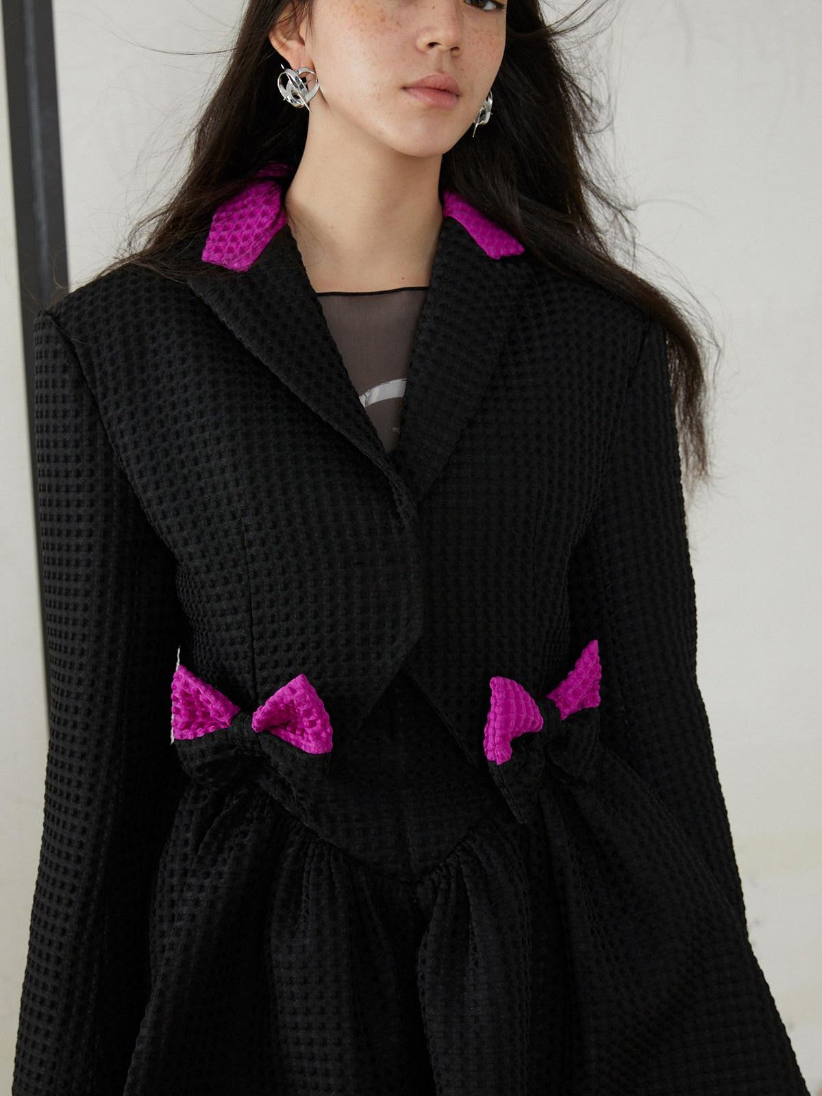 QUORRA S CHORD Peach Pink Bow Heart Cuff Cropped Women&