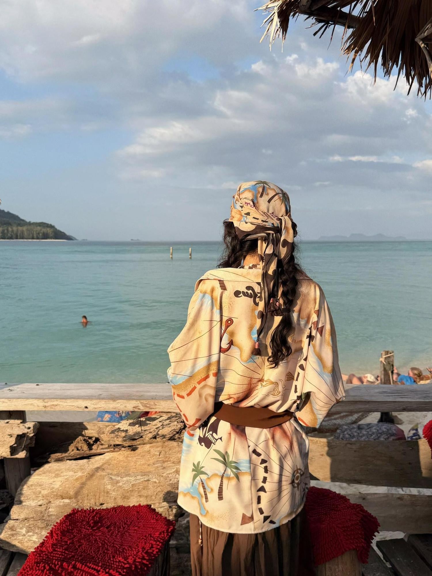 QUORRA S CHORD Treasure Map Print Pirate Cape Women&