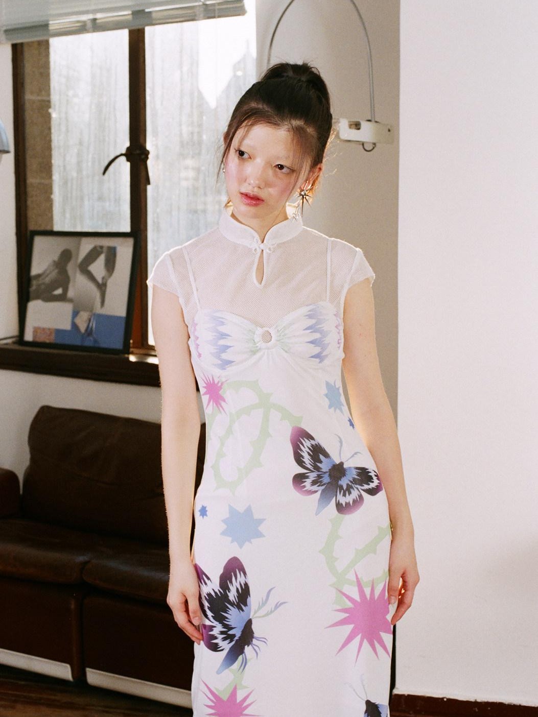 QUORRA S CHORD White Cheongsam Side Slit Women&
