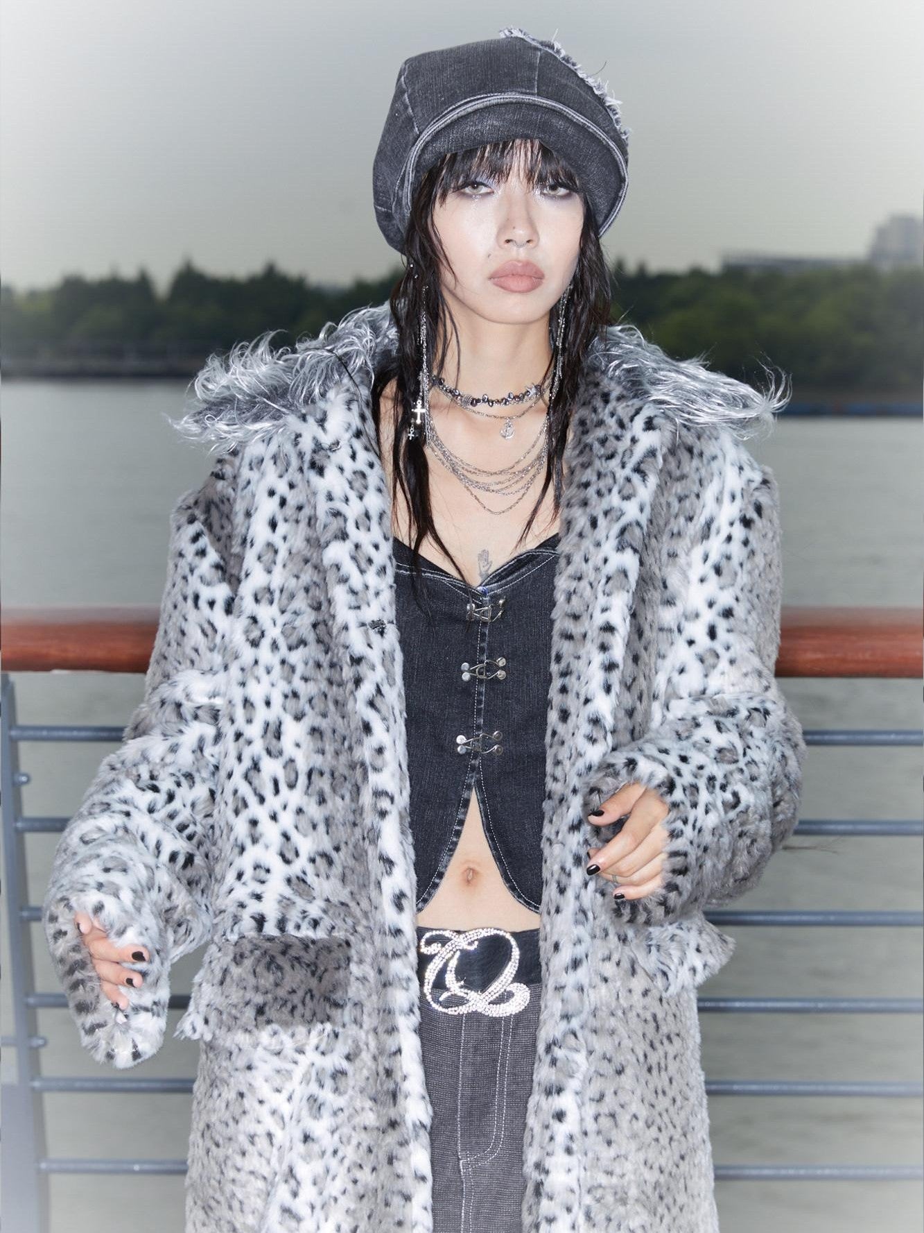 QUORRA S CHORD Wide Round Neck Detachable Fur Collar Women&