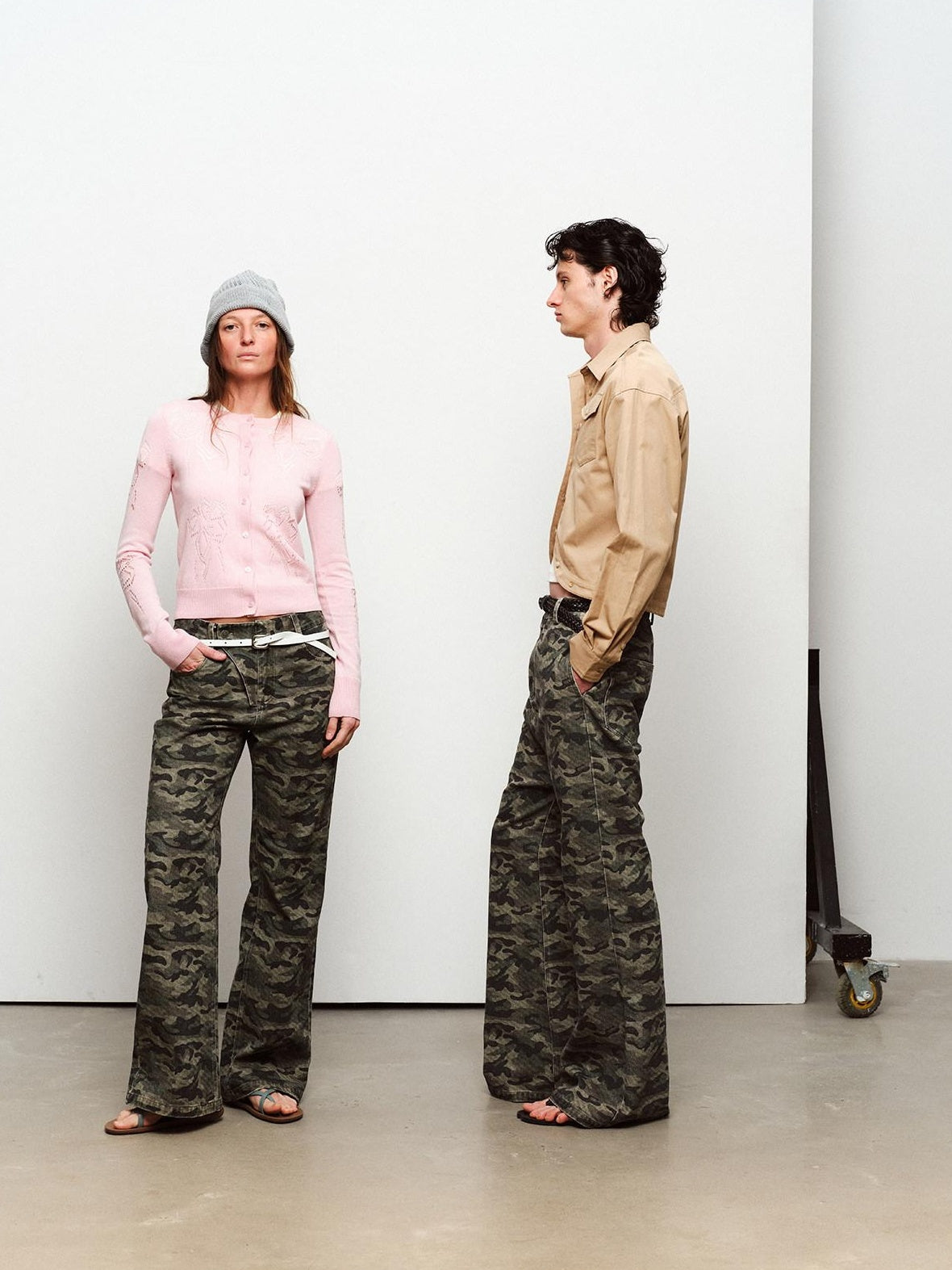 RUN TO THE FUTURE Asymmetric Camo Washed Cotton Casual Flare Loose Womens Mid Rise Straight Pants