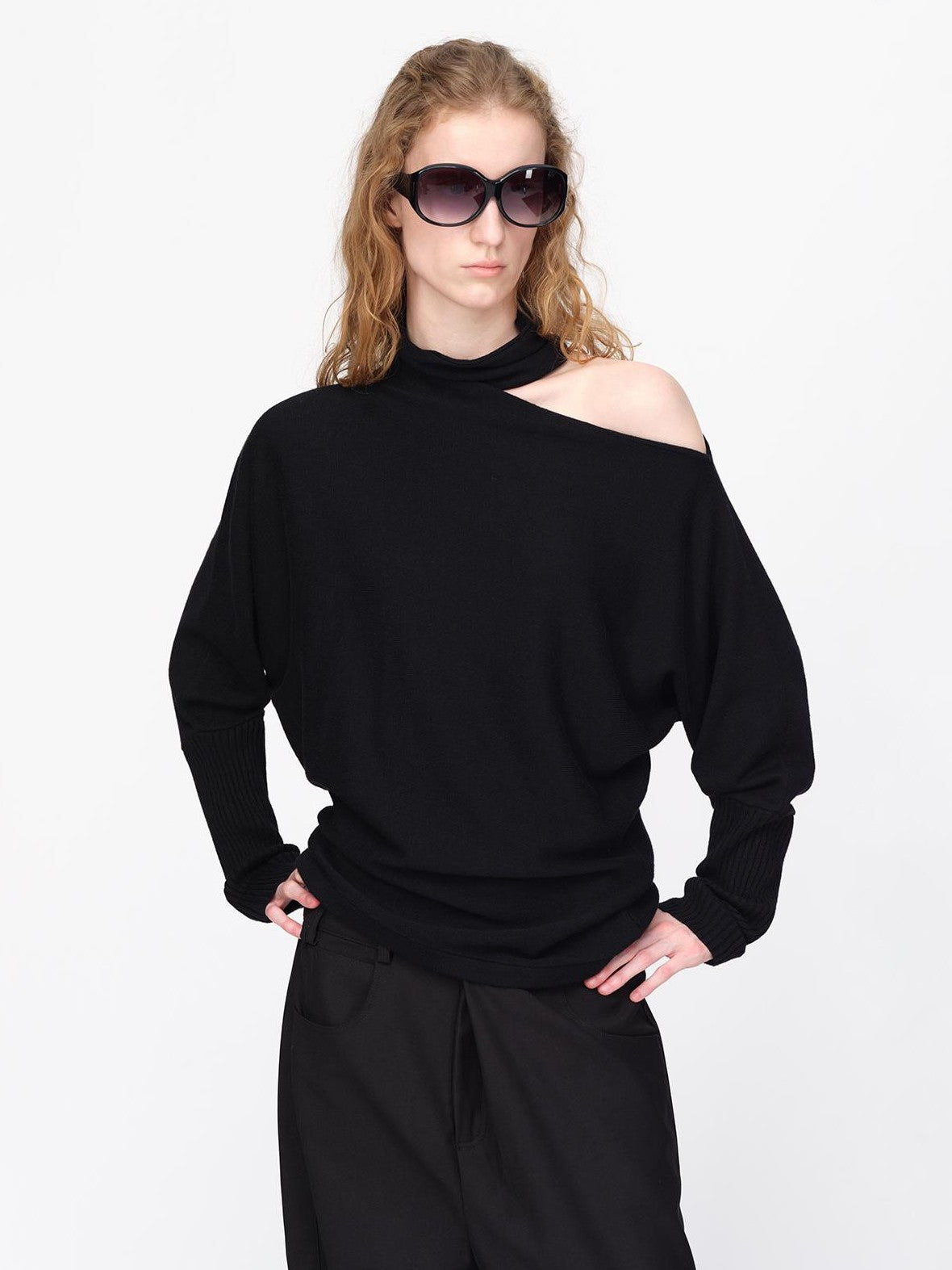 RUN TO THE FUTURE Asymmetric High Neck Long Sleeve Women&