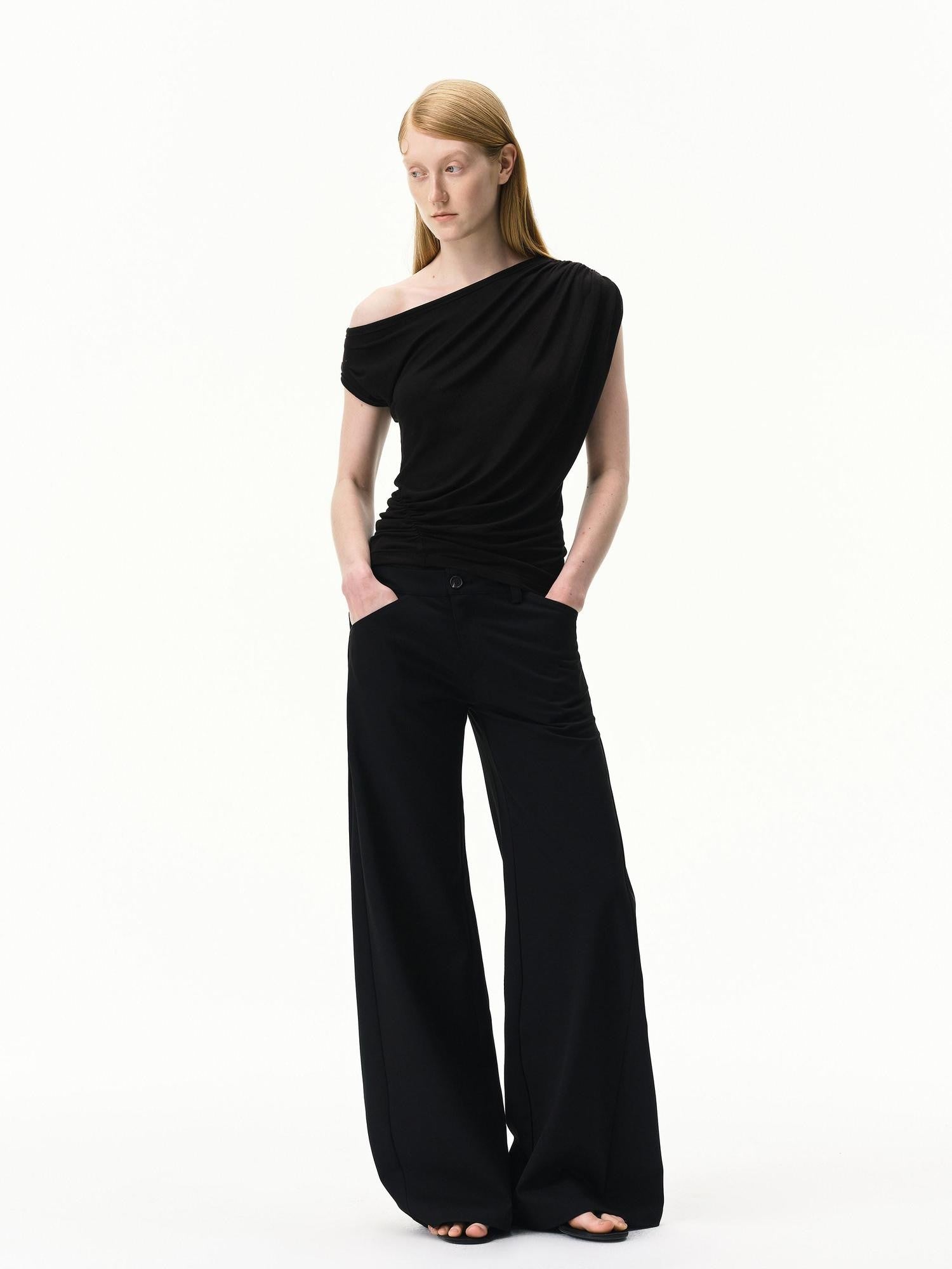 RUN TO THE FUTURE Black Asymmetric Pleated Women&