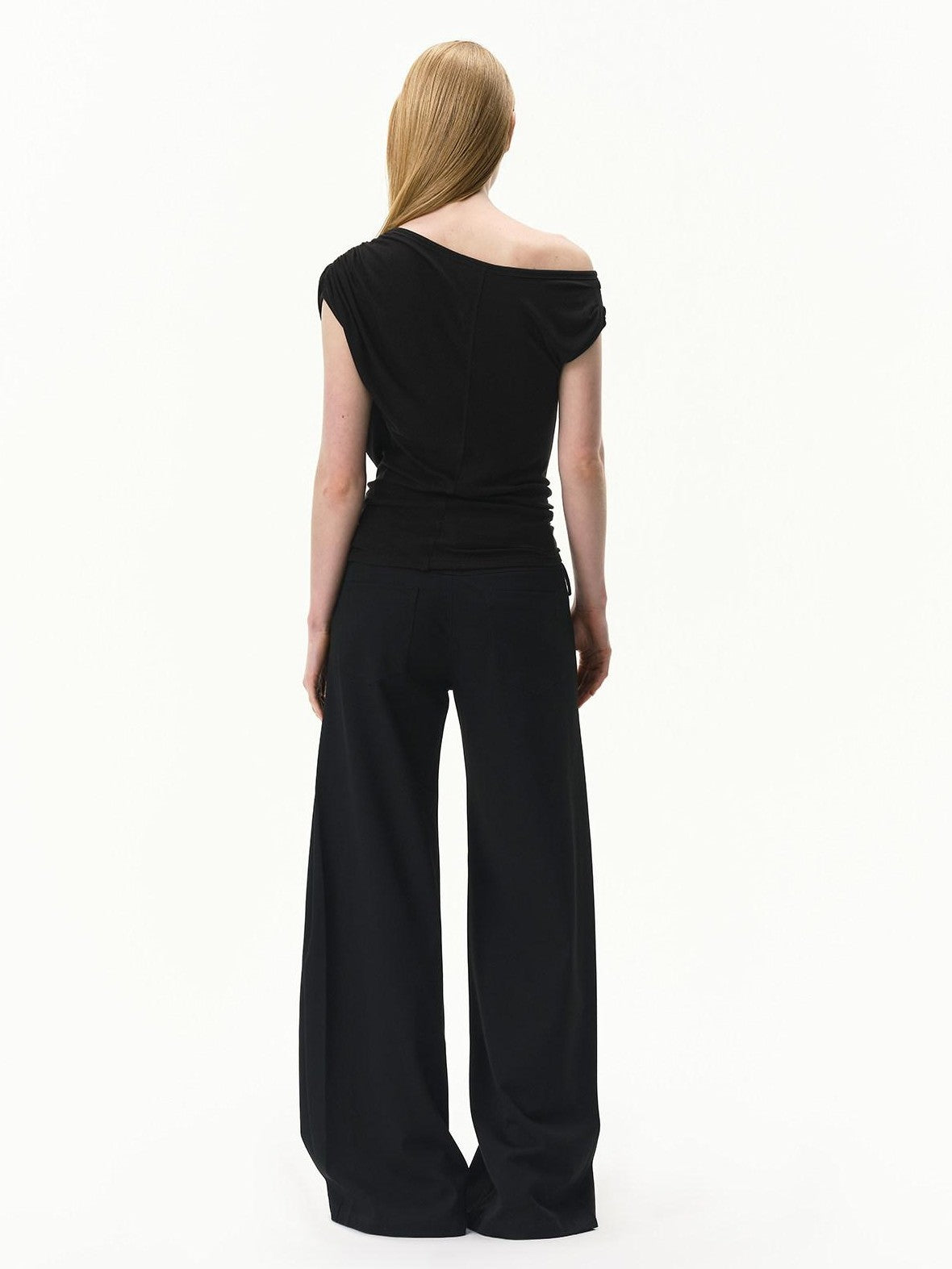 RUN TO THE FUTURE Black Asymmetric Pleated Women&