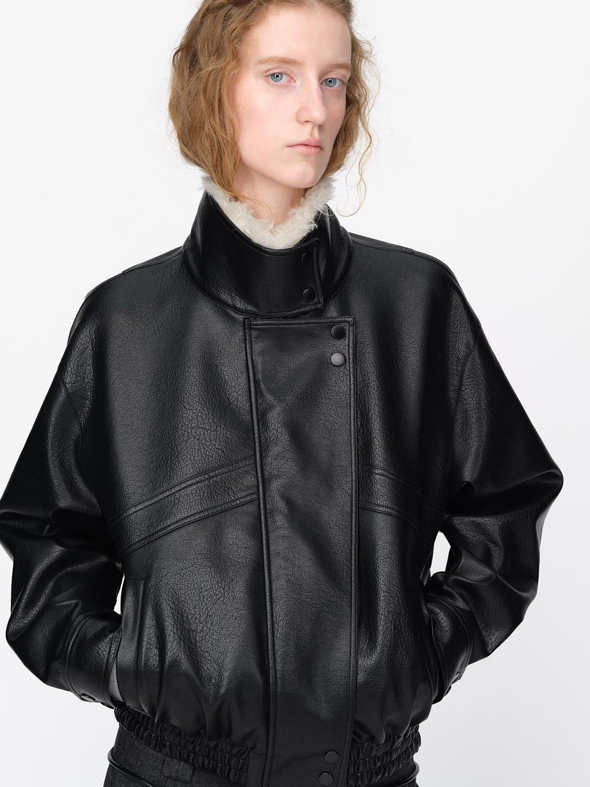 RUN TO THE FUTURE Black Litchi Textured Fur Collar Loose Fit Women&