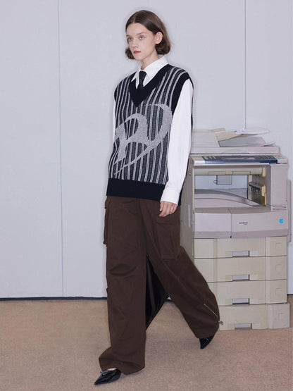 RUN TO THE FUTURE Black White Striped V-neck Sleeveless Retro Straight Fit Wool Blend Sweaters