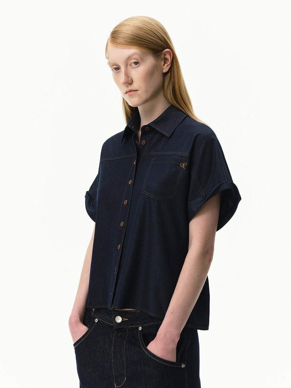 RUN TO THE FUTURE Blue Embroidered Bat Sleeve Collared Women&