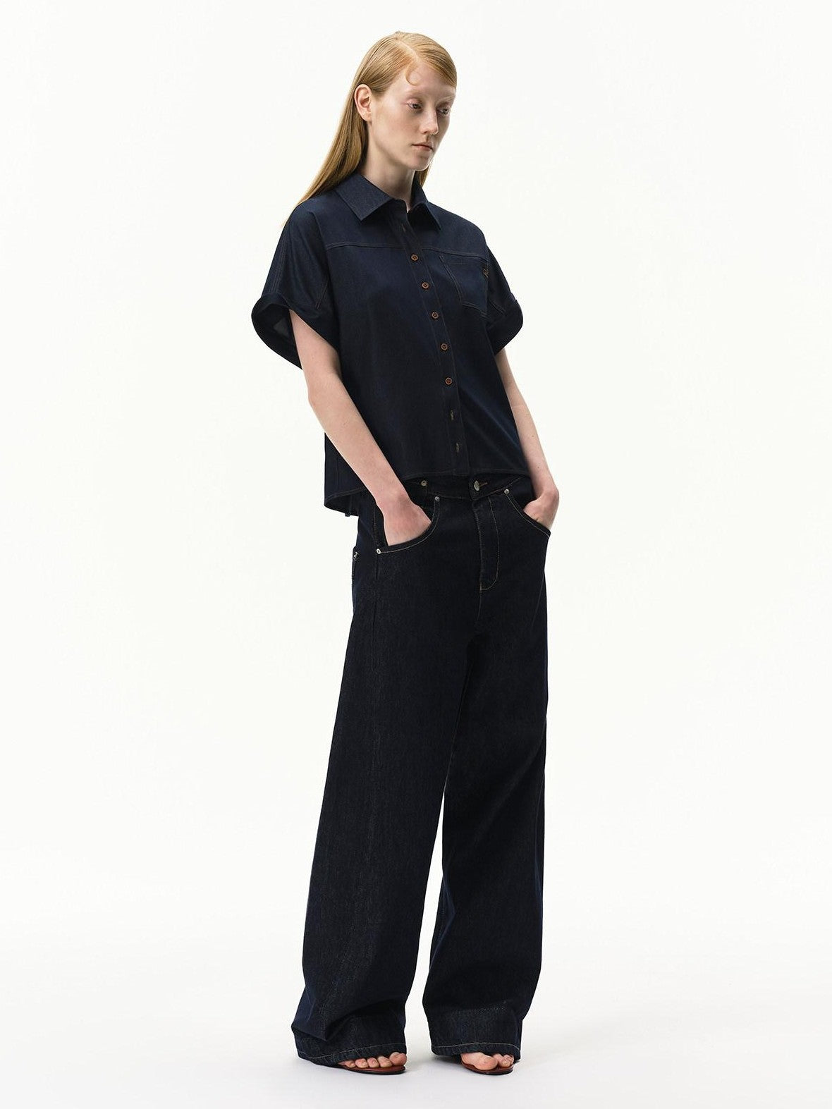 RUN TO THE FUTURE Blue Embroidered Bat Sleeve Collared Women&