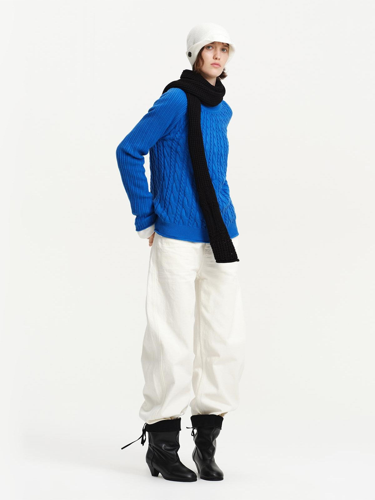 RUN TO THE FUTURE Cable Knit Rolled Edge Relaxed Fit Women&
