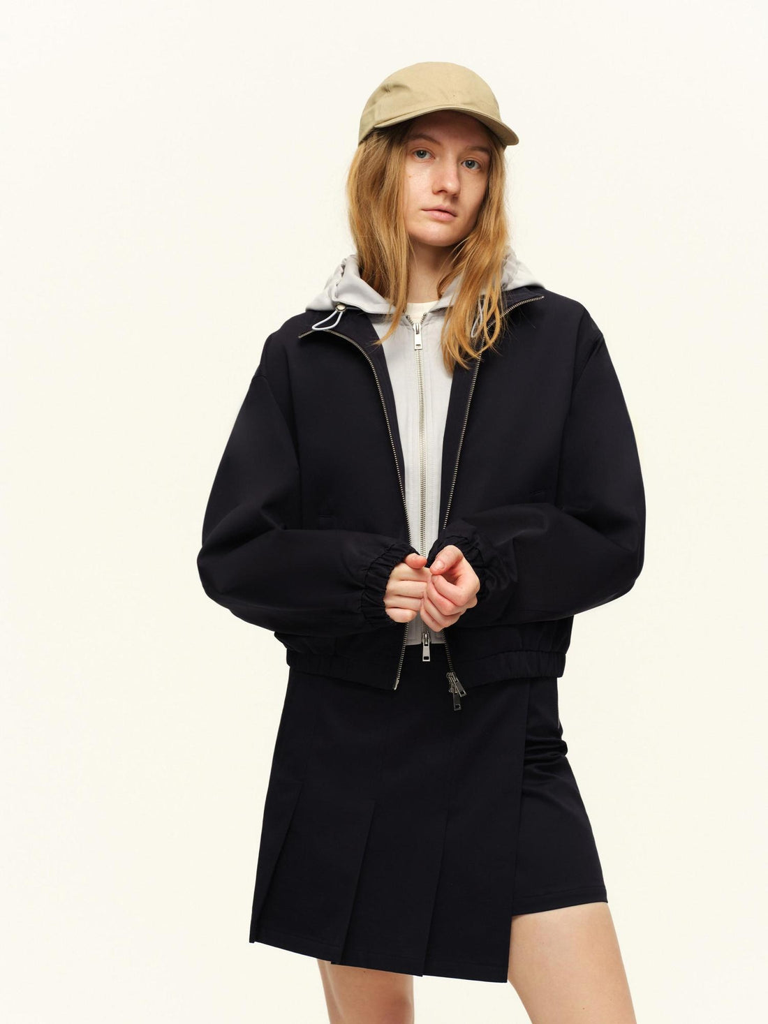 RUN TO THE FUTURE Colorblock Loose Fit Hooded Zip Up Elastic Hem Casual Women Track Jackets