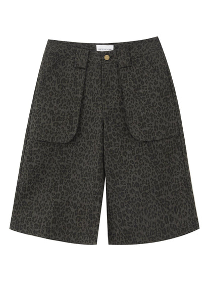 RUN TO THE FUTURE Cotton Leopard Minimalist Low Rise Pockets Women Pine Green Short Trousers