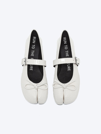 RUN TO THE FUTURE Crocodile Embossed Bow One Strap Low Vamp Mary Jane Women&