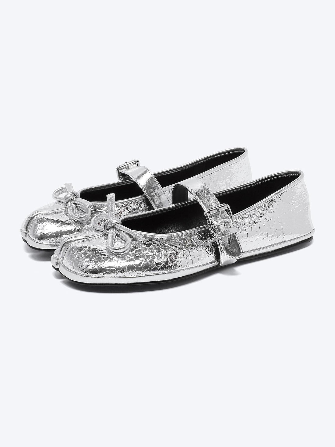 RUN TO THE FUTURE Crocodile Embossed Bow One Strap Low Vamp Mary Jane Women&
