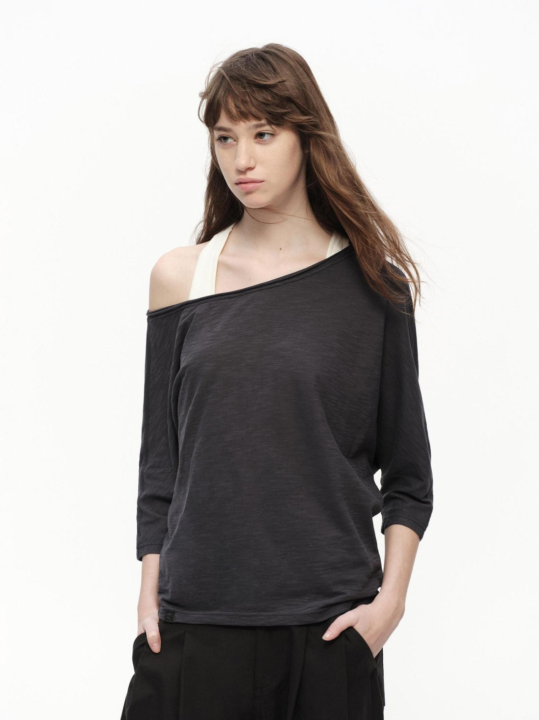 RUN TO THE FUTURE Deep Gray Slub Texture Asymmetric Shoulder Women&