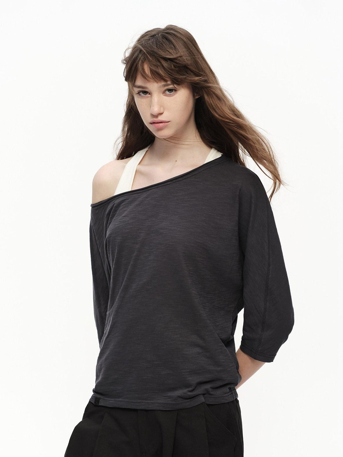 RUN TO THE FUTURE Deep Gray Slub Texture Asymmetric Shoulder Women&