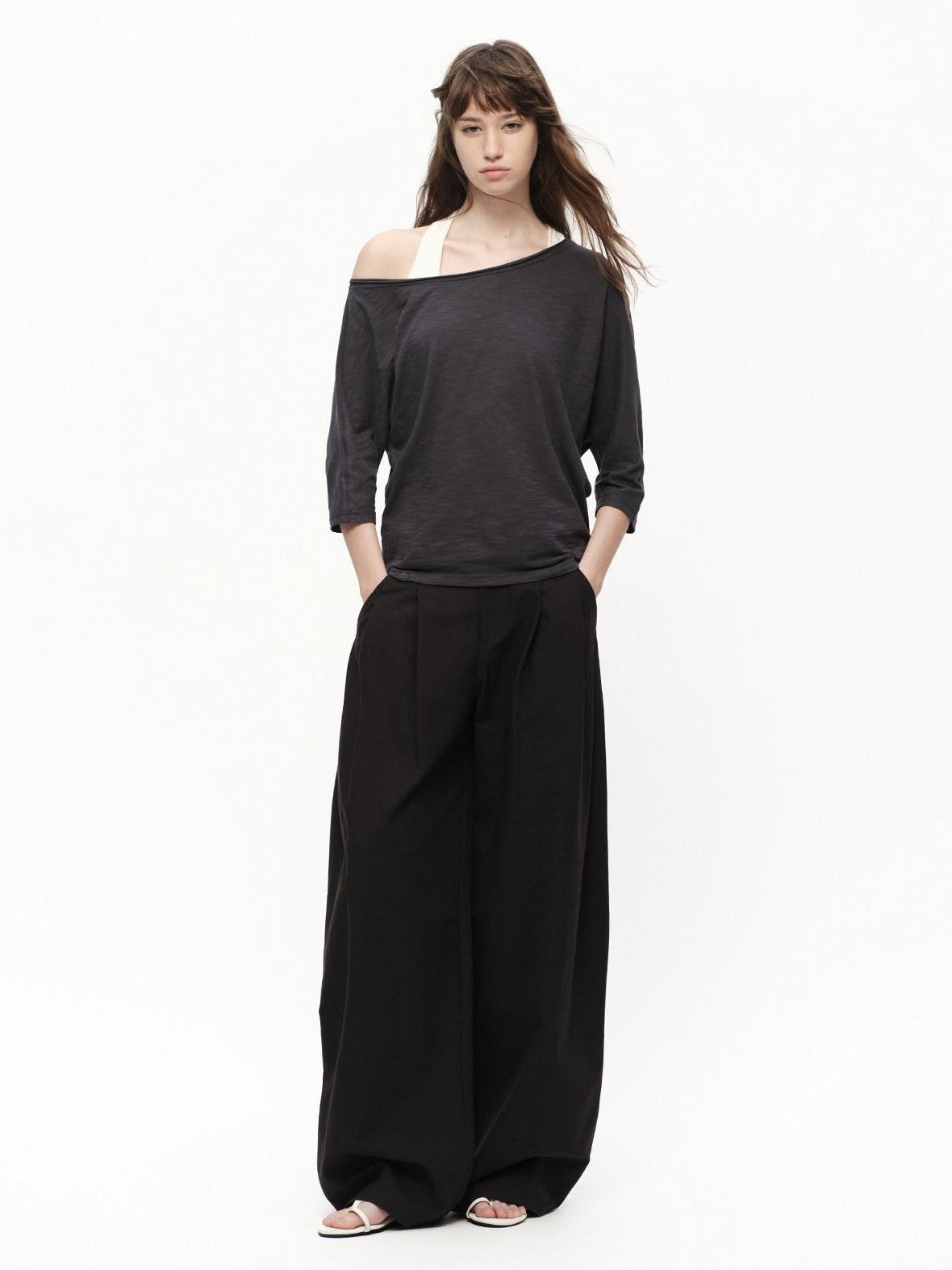 RUN TO THE FUTURE Deep Gray Slub Texture Asymmetric Shoulder Women&
