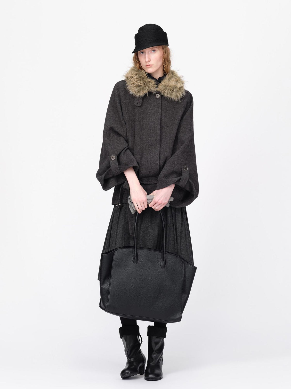 RUN TO THE FUTURE Faux Fur Collar Flared Sleeve Belted Wool Blend Women&