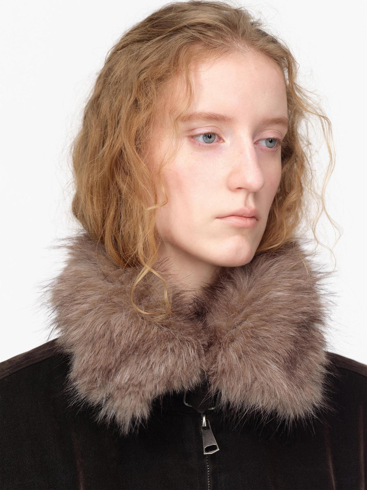 RUN TO THE FUTURE Faux Fur Collar Textured Loose Fit Women&