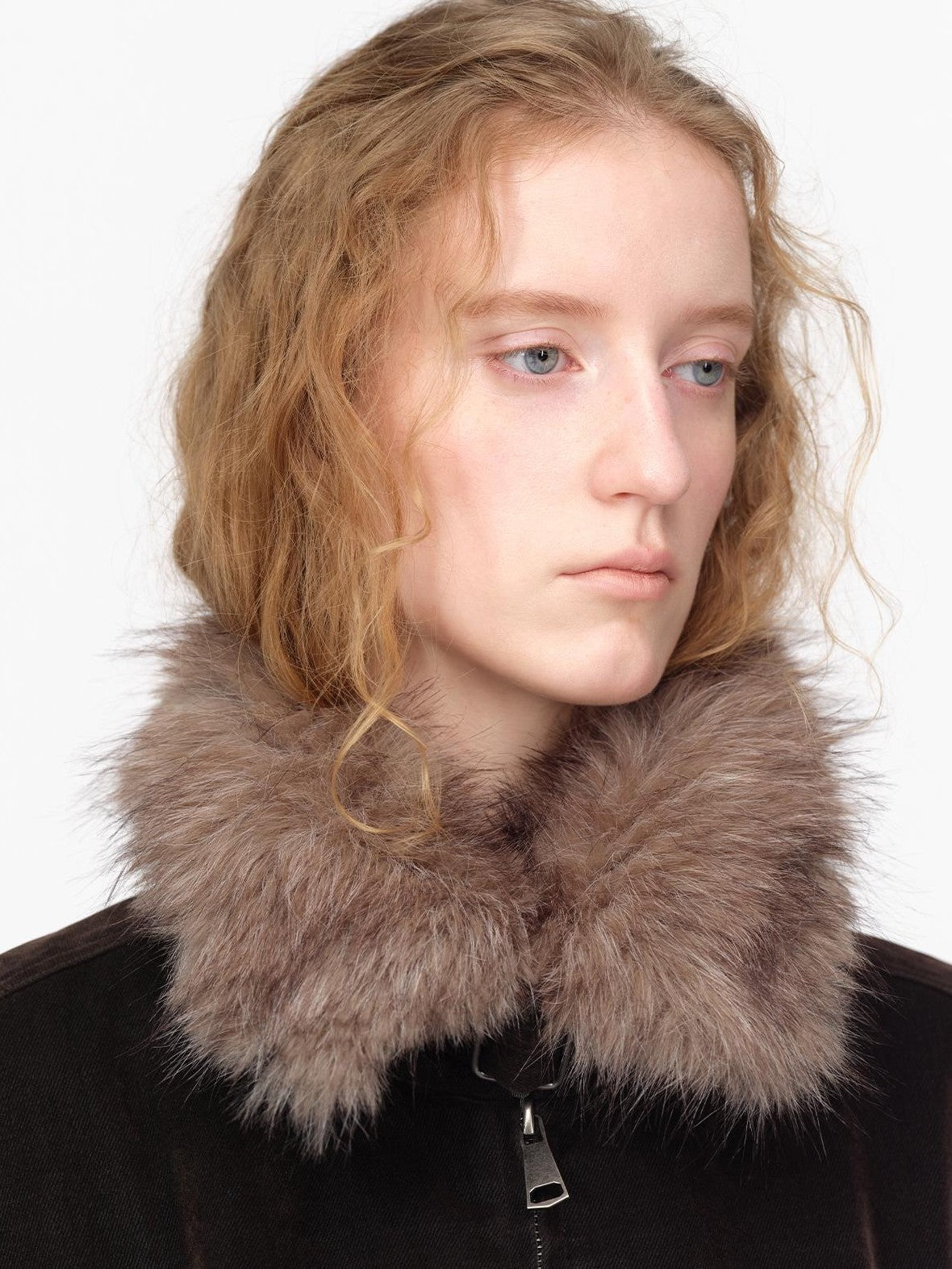 RUN TO THE FUTURE Faux Fur Collar Textured Loose Fit Women&