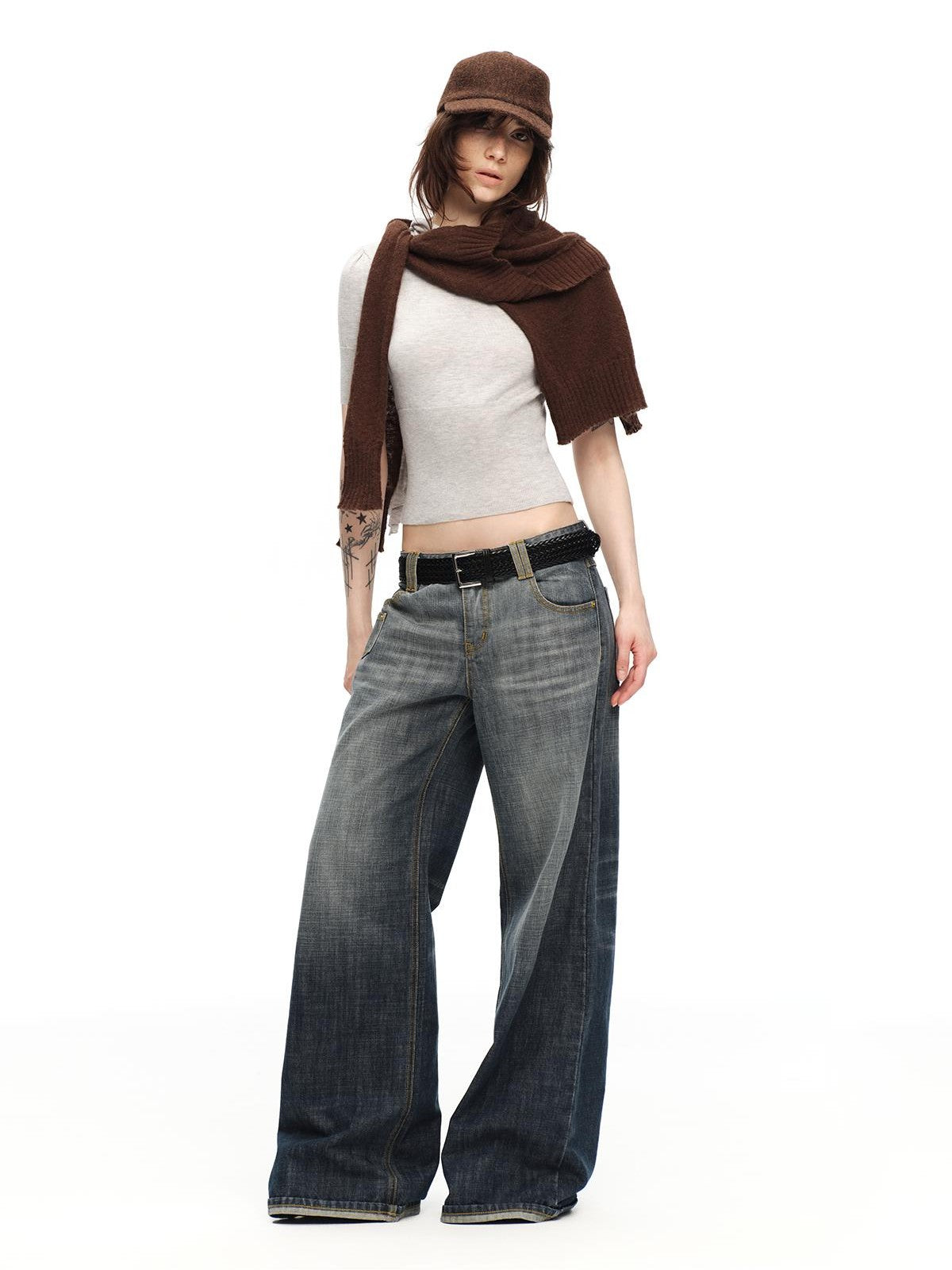 RUN TO THE FUTURE Gray Vintage Distressed Rolled Cuff Women&