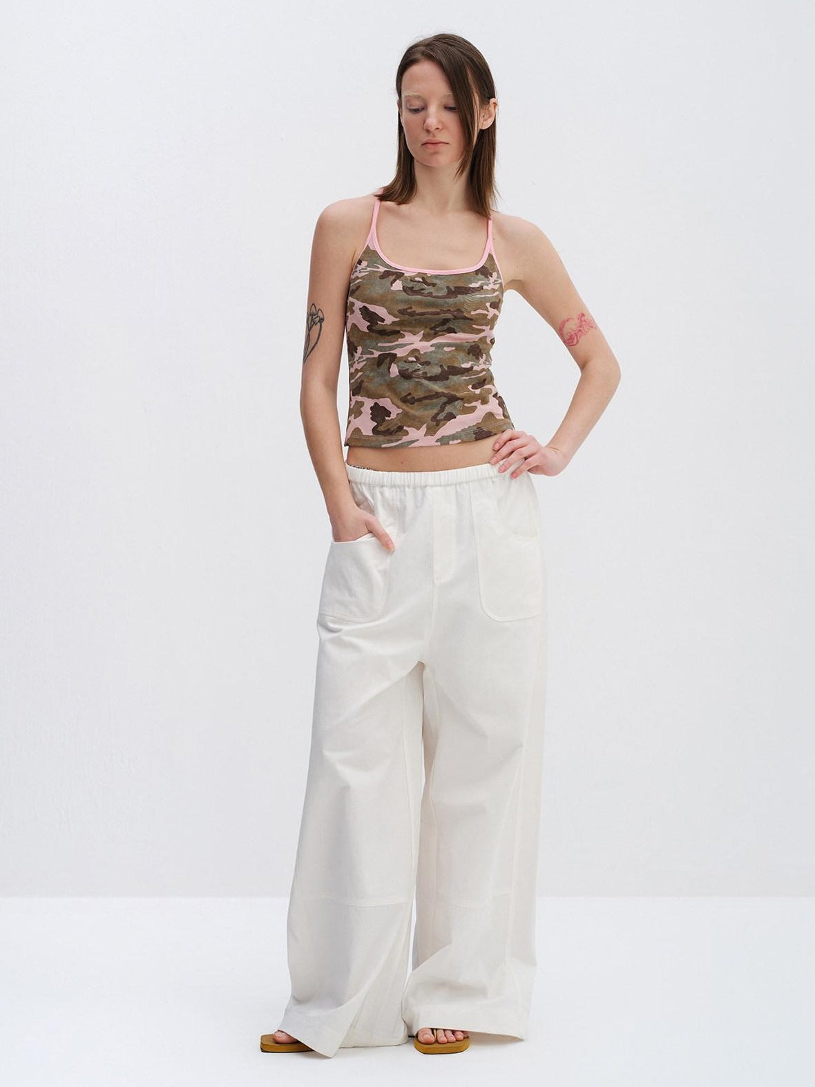 RUN TO THE FUTURE High Stretch Camo Print Slim U Neck Cropped Cotton Blend Women Tank Tops