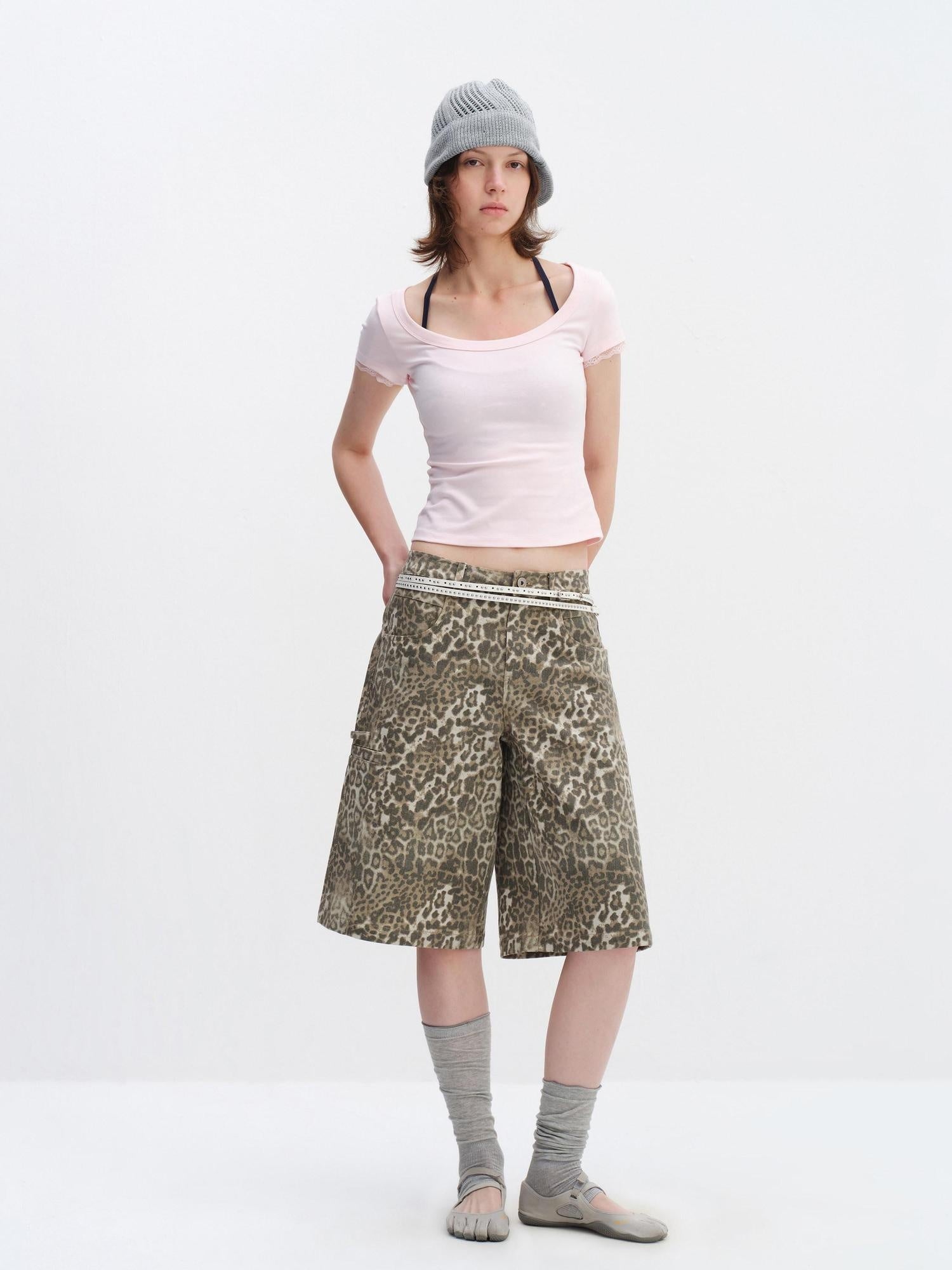 RUN TO THE FUTURE Leopard Print Vintage Pocket Mid Rise Wide Leg Casual Unisex Chino Shorts