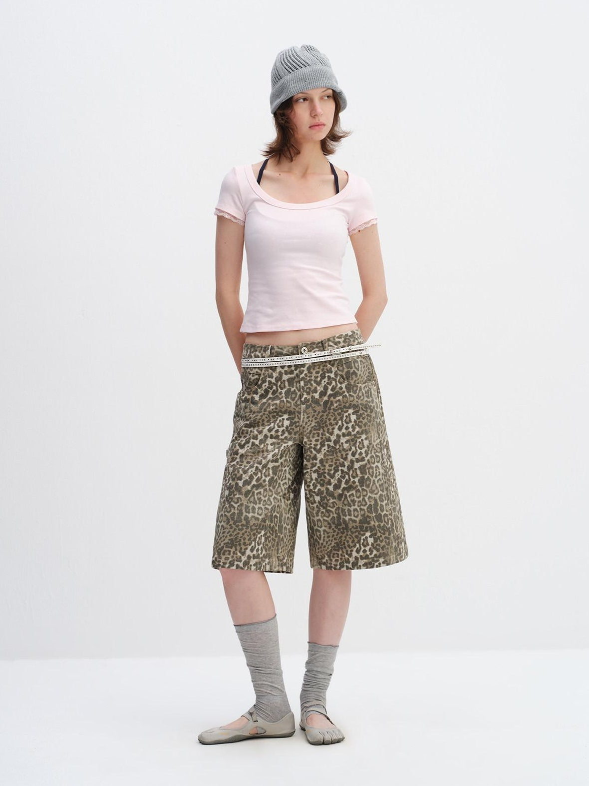RUN TO THE FUTURE Leopard Print Vintage Pocket Mid Rise Wide Leg Casual Unisex Chino Shorts