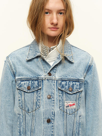 RUN TO THE FUTURE Light Blue Distressed Oversized Turned Collar Women&
