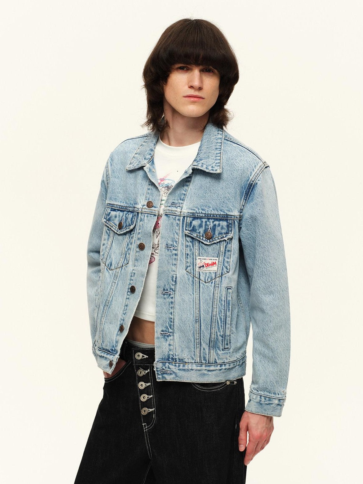 RUN TO THE FUTURE Light Blue Distressed Oversized Turned Collar Women&