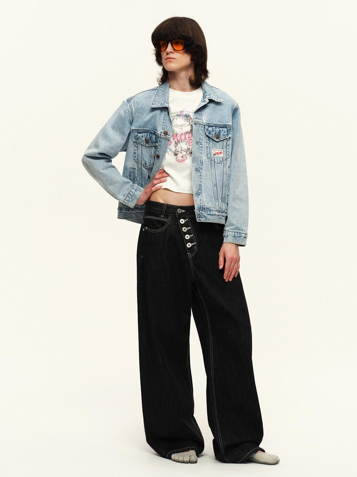RUN TO THE FUTURE Light Blue Distressed Oversized Turned Collar Women&