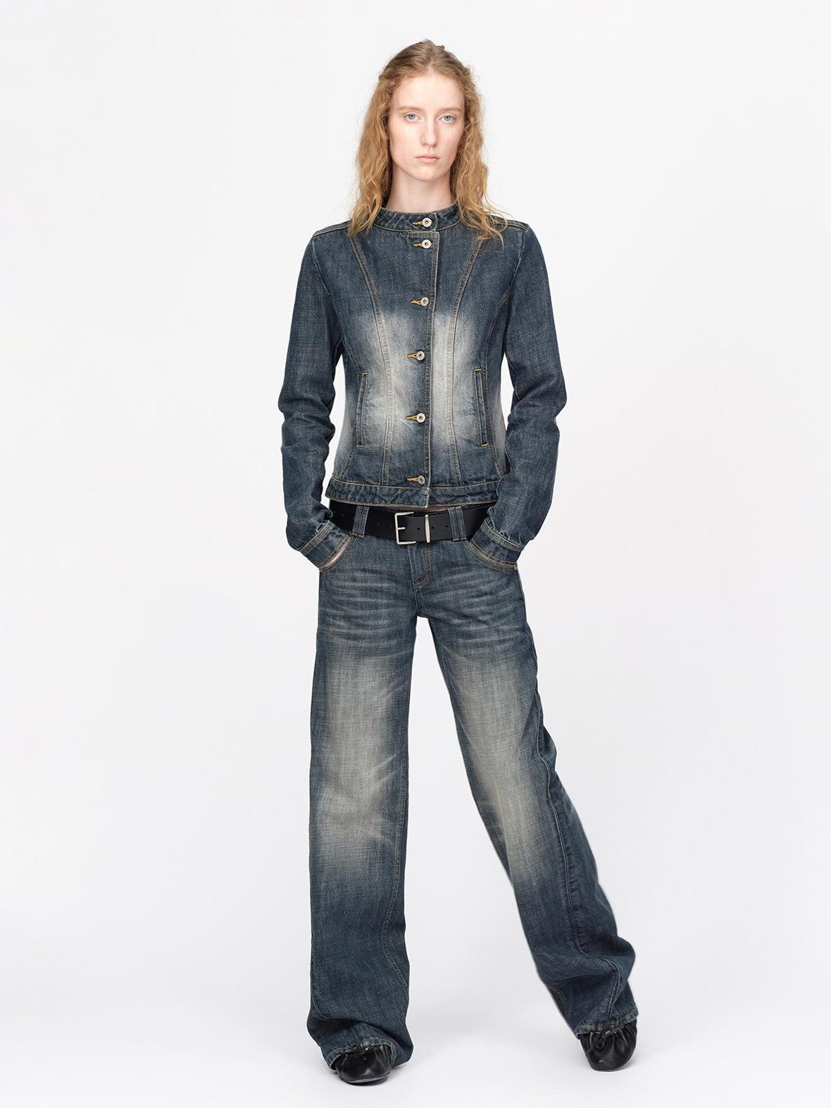 RUN TO THE FUTURE Low-rise Vintage Washed Cat Whisker Women&
