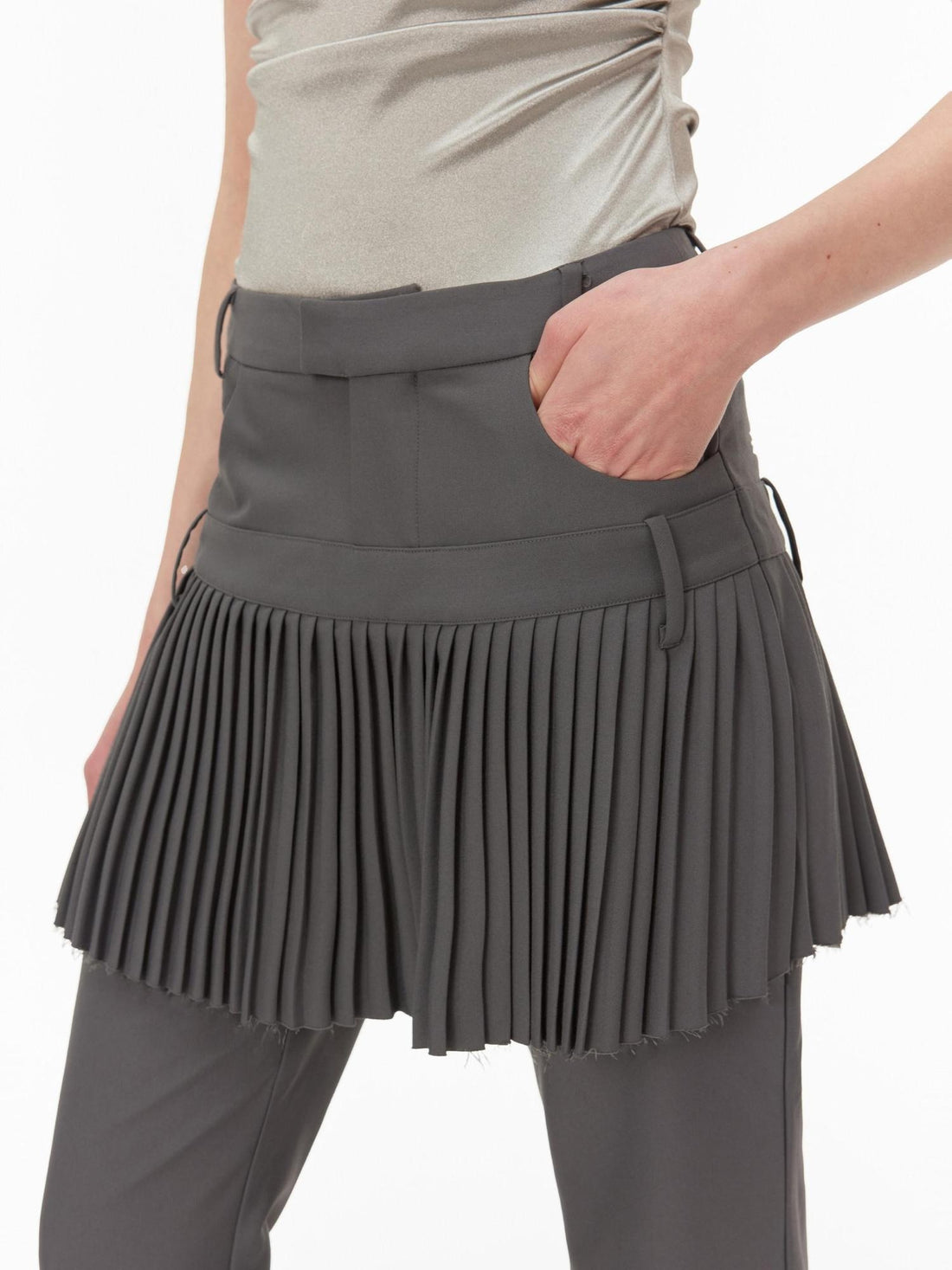 RUN TO THE FUTURE Low Rise Micro Flare Casual Ladies Stretch Polyester Blend Cement Gray Skorts