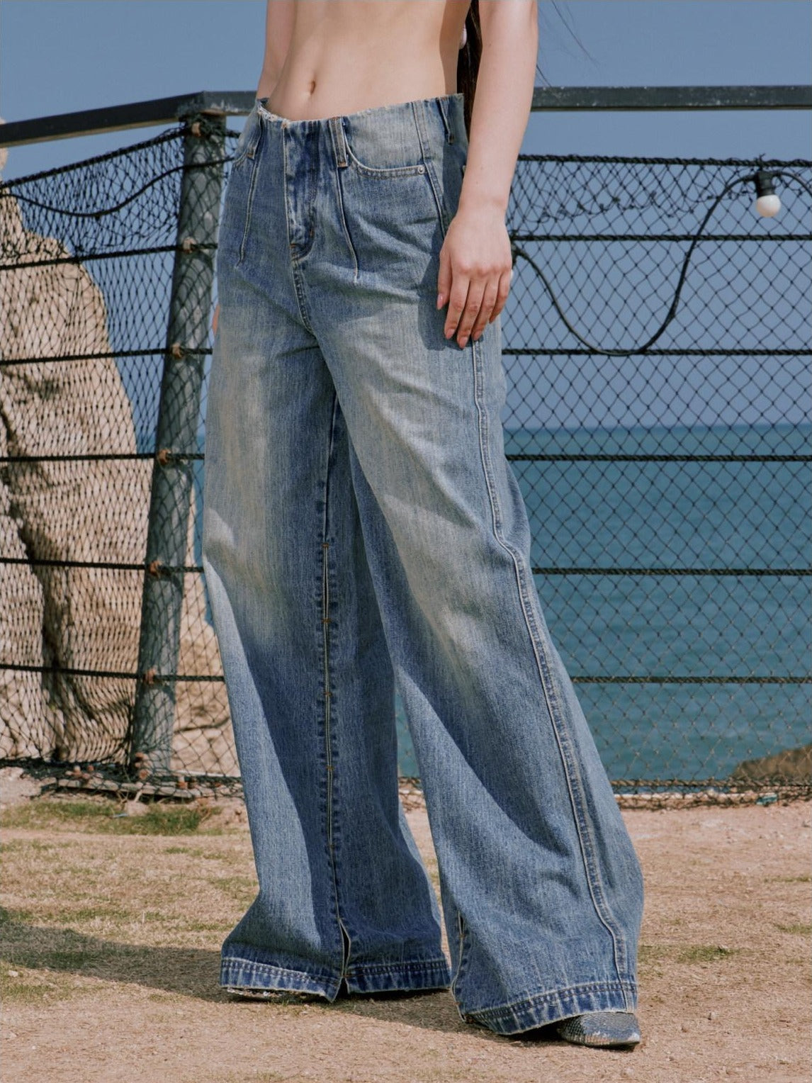 RUN TO THE FUTURE Premium Cotton Whiskered Low Rise Vintage Wash Blue Women Denim Straight Jeans