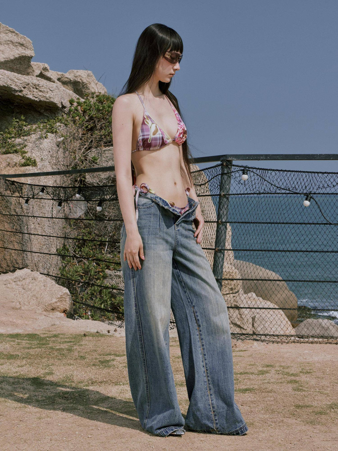 RUN TO THE FUTURE Premium Cotton Whiskered Low Rise Vintage Wash Blue Women Denim Straight Jeans