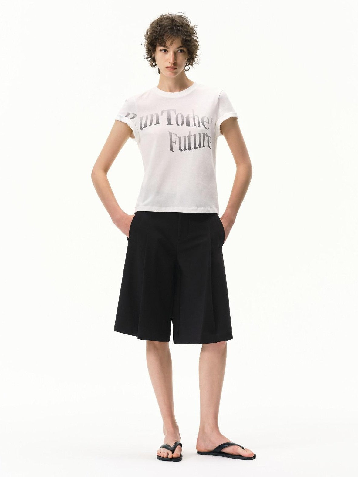 RUN TO THE FUTURE Pressed Pleats Boxy Mid Rise Straight Solid Women&