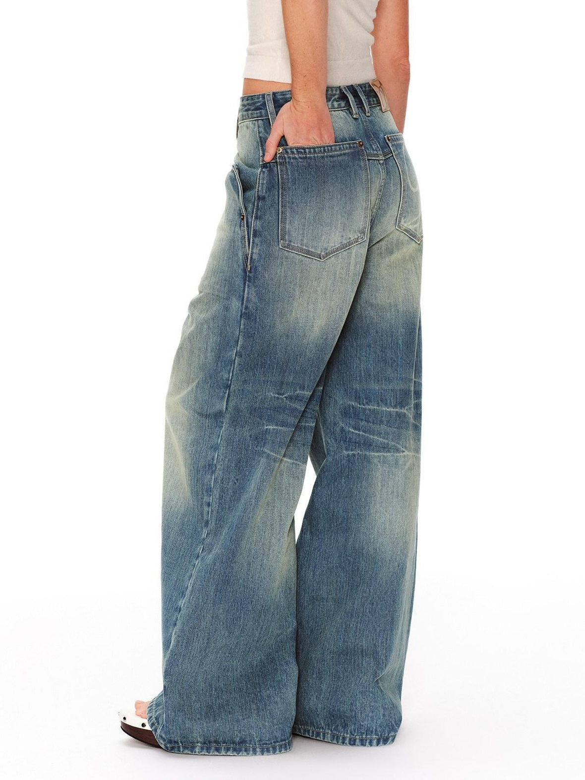 RUN TO THE FUTURE Retro Distressed Washed Natural Waist Loose Unisex Denim Wide-Leg Jeans