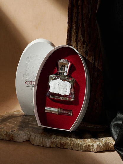 RUN TO THE FUTURE Round Amber Isle Woody Scent Women&