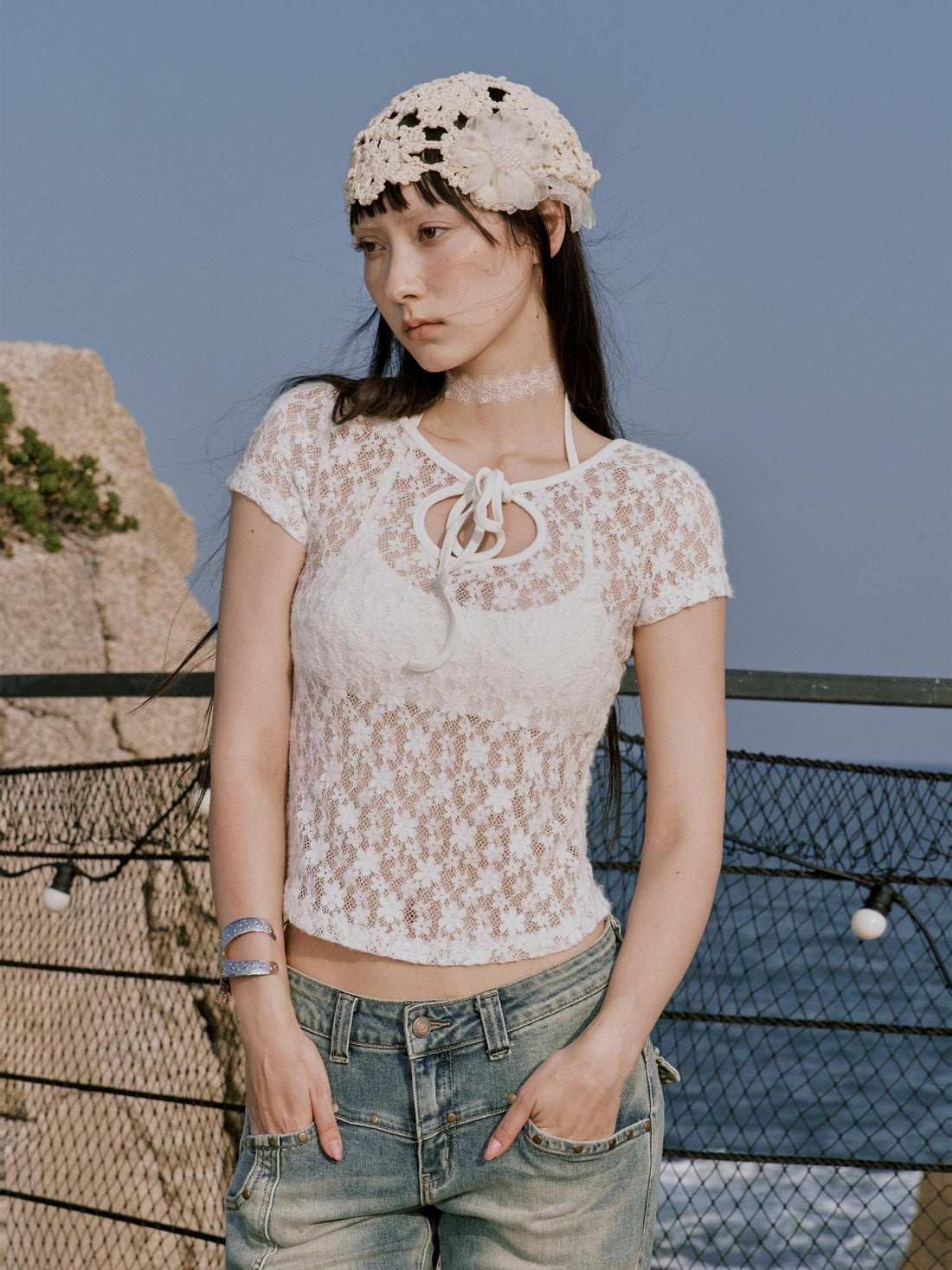 RUN TO THE FUTURE Sexy Lace Fitted Short Sleeve White Stretch Women Cropped Crop Tops