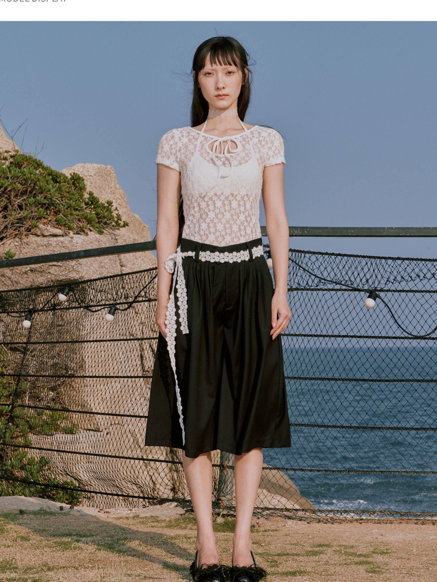 RUN TO THE FUTURE Sexy Lace Fitted Short Sleeve White Stretch Women Cropped Crop Tops