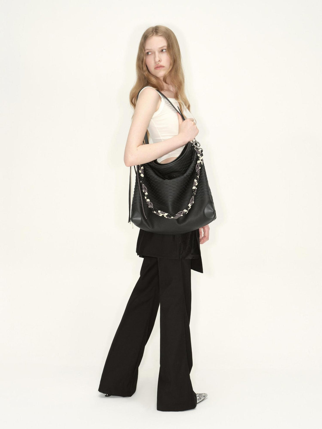 RUN TO THE FUTURE Spacious Woven Minimalist Single Strap Commuter Women Black Shoulder Bags