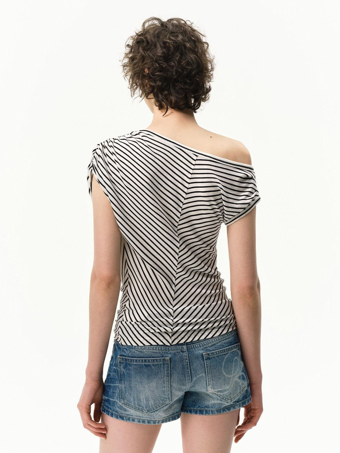 RUN TO THE FUTURE Striped Asymmetrical One Shoulder Pleated Women&