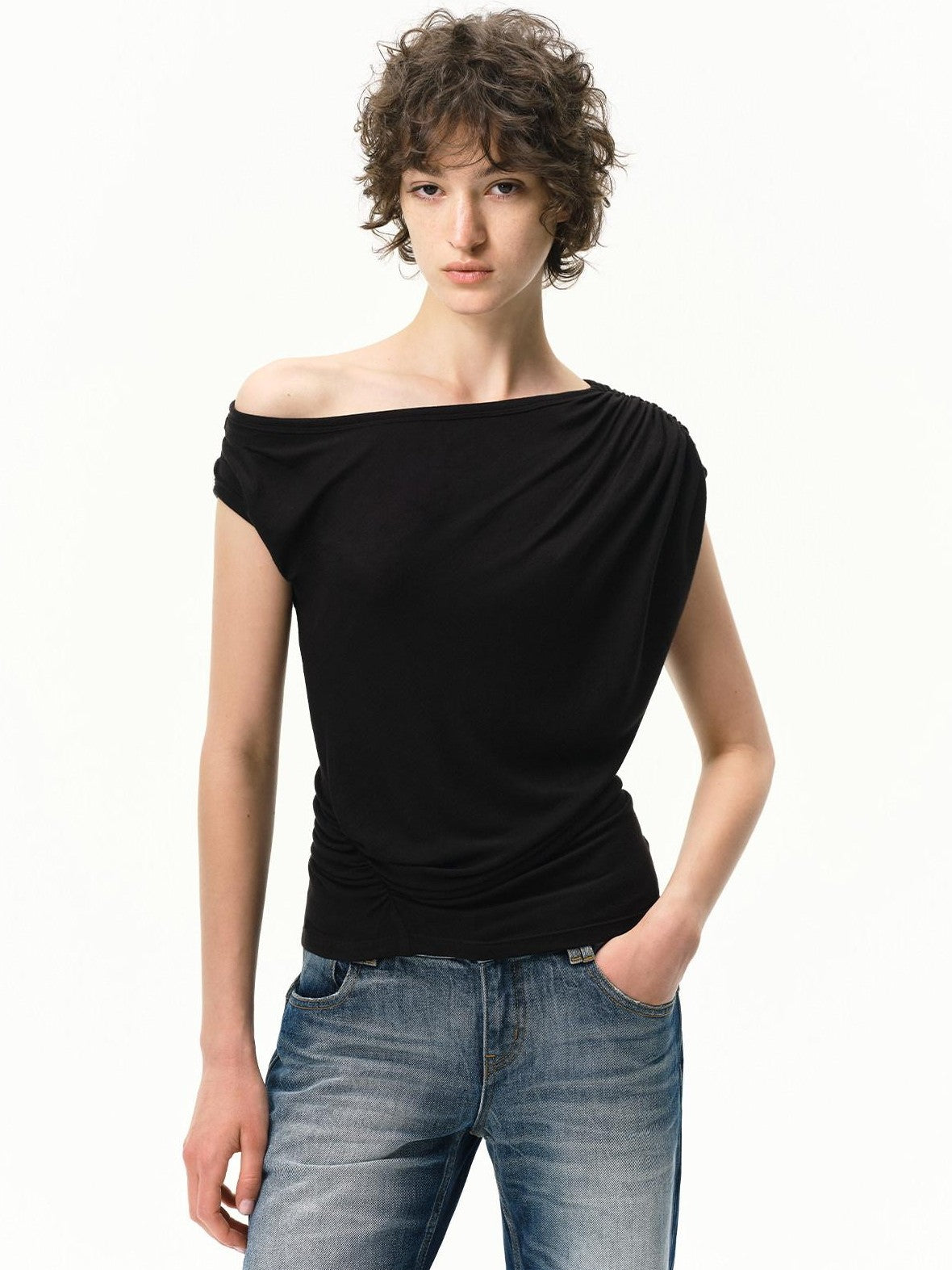 RUN TO THE FUTURE Striped Asymmetrical One Shoulder Pleated Women&